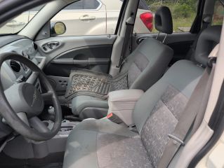 2008 Chrysler PT Cruiser LX - Interior Front Seat Image